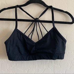 Sunny strapping bra from Alo